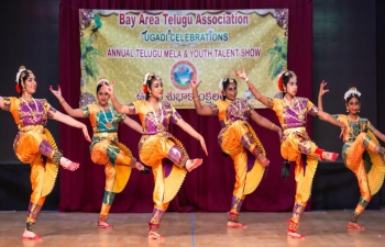 The Bay Area Telugu Association (BATA) organized a day long Ugadi celebrations in Milpitas with participation of over 2000 people. The celebrations included promotion of Indian culture including dance competitions, jewellery, textiles, handicrafts and Indian food. The cultural programmes including plays have been highly appreciated by the large audience at India Cultural Centre (ICC), Milpitas. Consul General Dr. T.V. Nagendra Prasad graced the occasion and appreciated Ms. Vijaya Asuri, Mr. Ramesh Konda and the entire team of BATA for organizing successful celebrations of Telugu New Year “Shubhakruthu” in a befitting manner. They also made the celebrations as part of 75 years of Independence of India. Congratulations to BATA on their 50 years of existence in Bay Area. The celebrations also included the celebrity singer Ms. Manisha Eerabathini from Tollywood.
